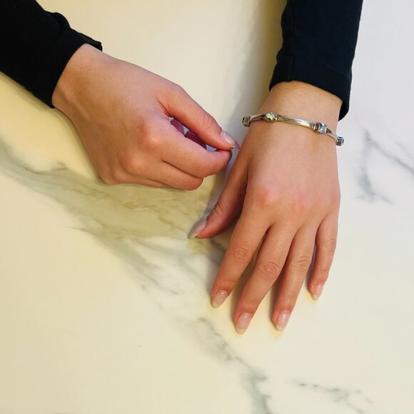 Lovely Vintage.925 Sterling Silver Diamante SOUL FLOWER Bangle Bracelet - Picture 4 of 6